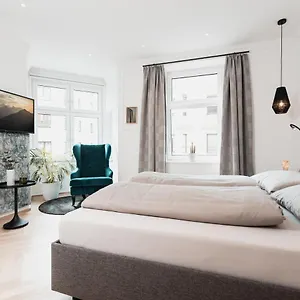Center-apartment - Große Im Stadtzentrum In Perfekter Lage Apartment